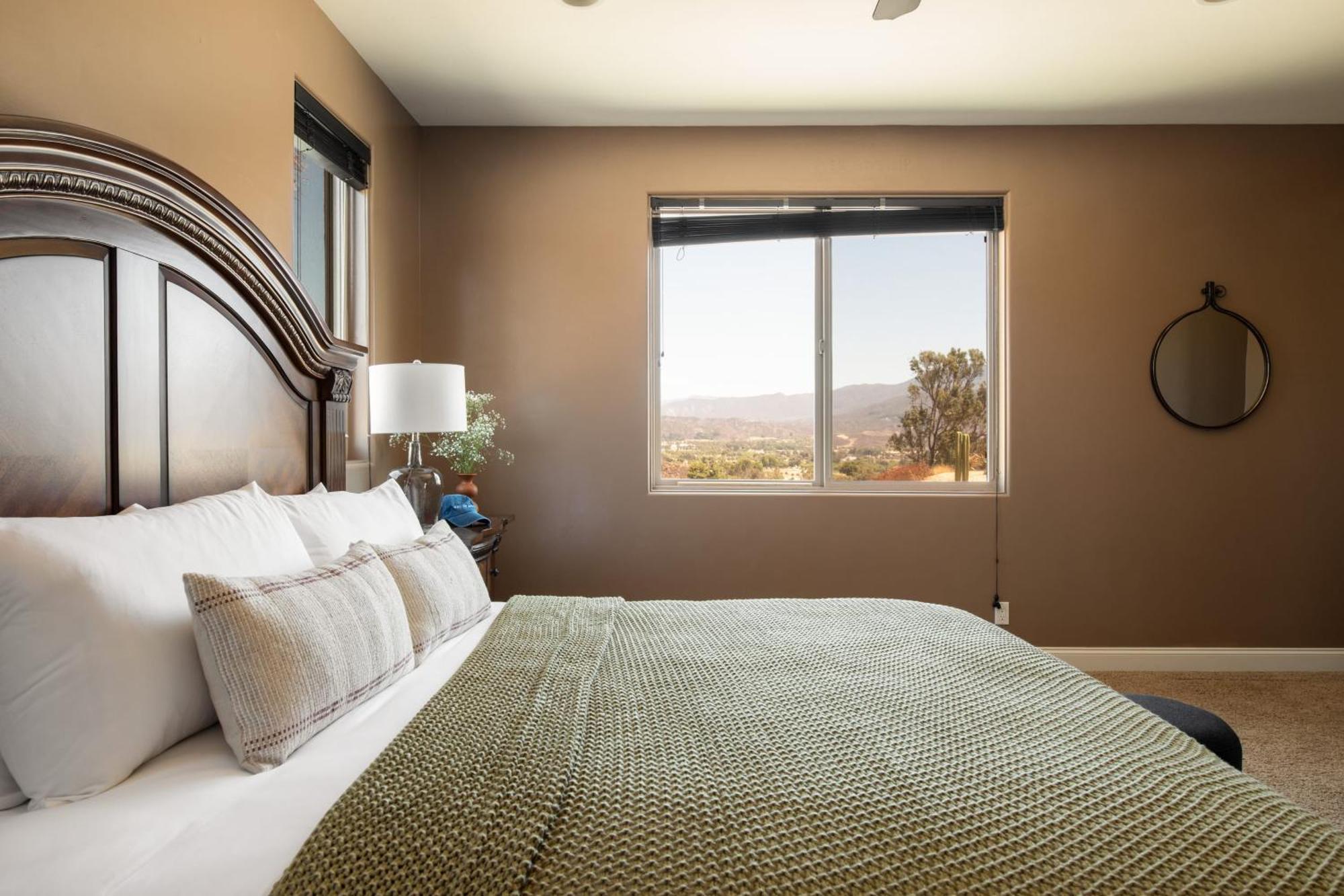 Sangiovese By Avantstay Spectacular Estate W Pool Hot Tub Putting Green تيميكولا، ريفيرسيدي، كاليفورنيا المظهر الخارجي الصورة