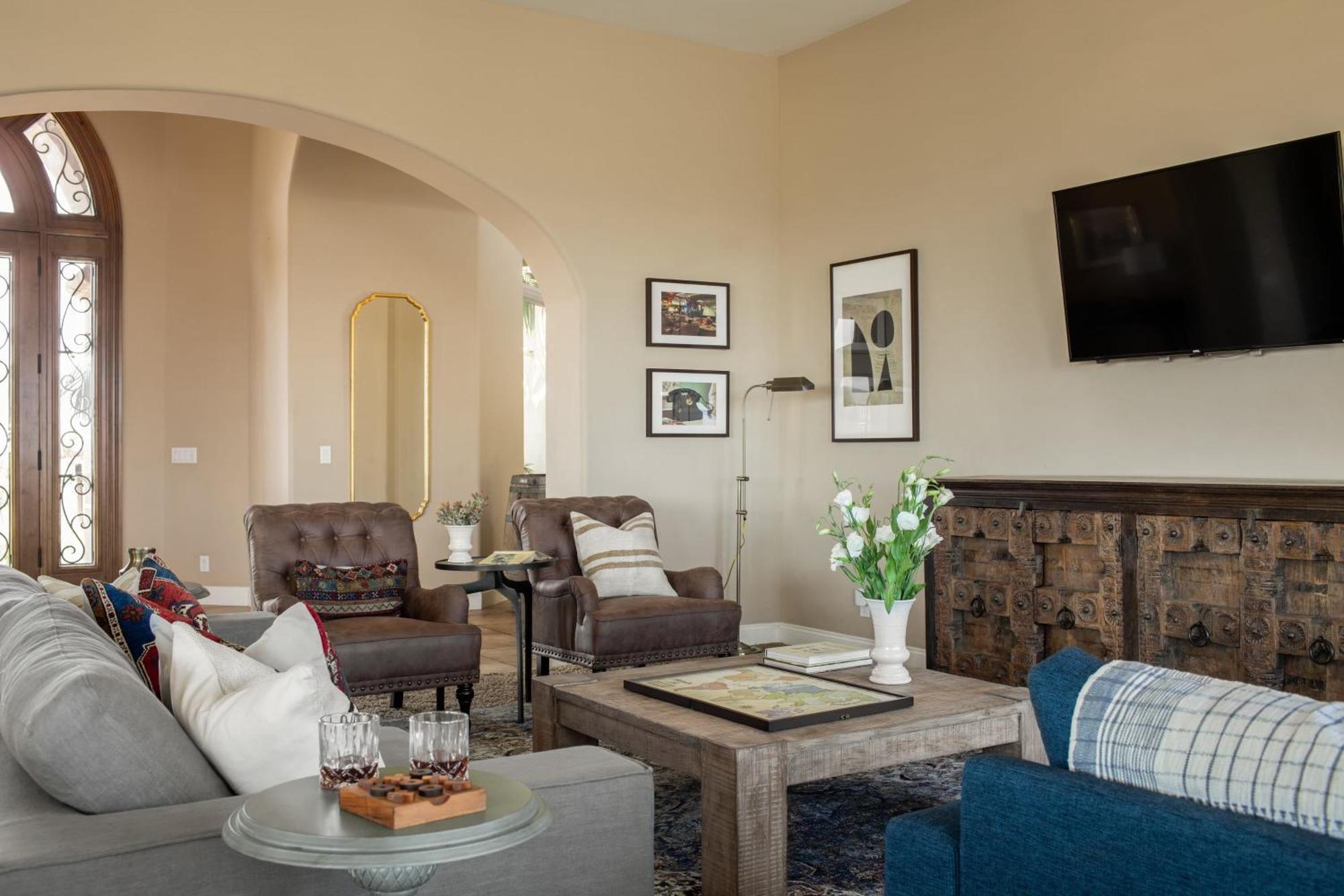 Sangiovese By Avantstay Spectacular Estate W Pool Hot Tub Putting Green تيميكولا، ريفيرسيدي، كاليفورنيا المظهر الخارجي الصورة